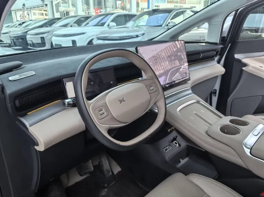 2024 Xpeng X9 BEV 101.5KWH,autocango,china used car exporter,china ev exporter,chinese used car exporter,chinese used ev exporter