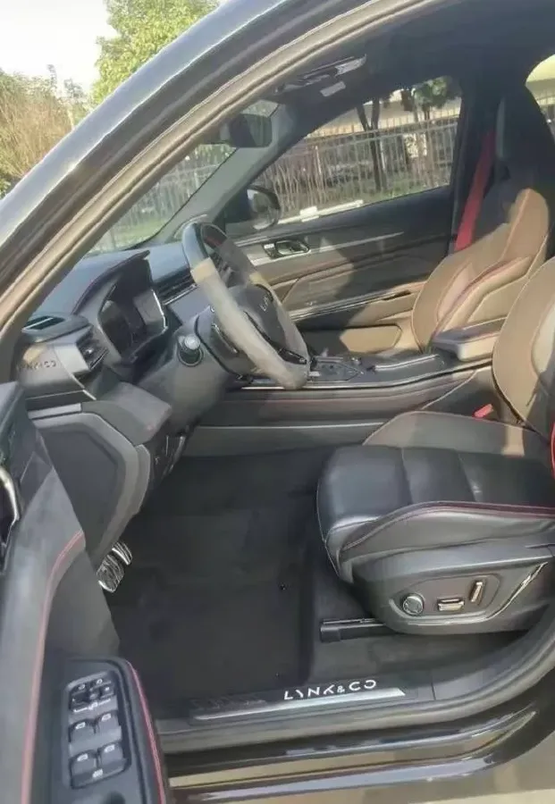 2020 LYNK&CO 05 2.0T 254HP L4 8AT,autocango,china used car exporter,china ev exporter,chinese used car exporter,chinese used ev exporter