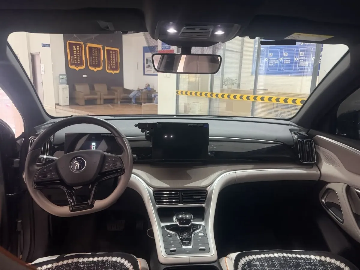 2024 BYD Song Pro 1.5L 110HP L4 E-CVT PHEV 12.9KWH,autocango,china used car exporter,china ev exporter,chinese used car exporter,chinese used ev exporter