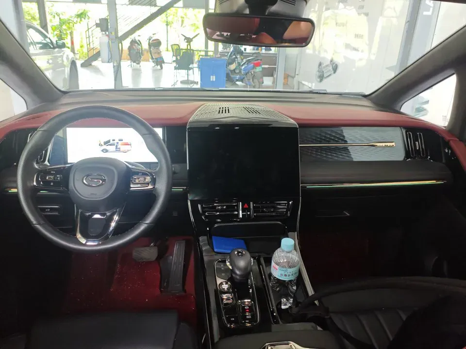 2023 GAC Trumpchi M8 2.0T 252HP L4 8AT,autocango,china used car exporter,china ev exporter,chinese used car exporter,chinese used ev exporter