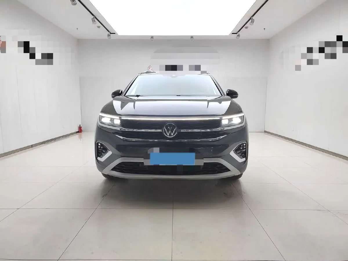 2021 Volkswagen Talagon 2.0T 220HP L4 7DCT,autocango,china used car exporter,china ev exporter,chinese used car exporter,chinese used ev exporter