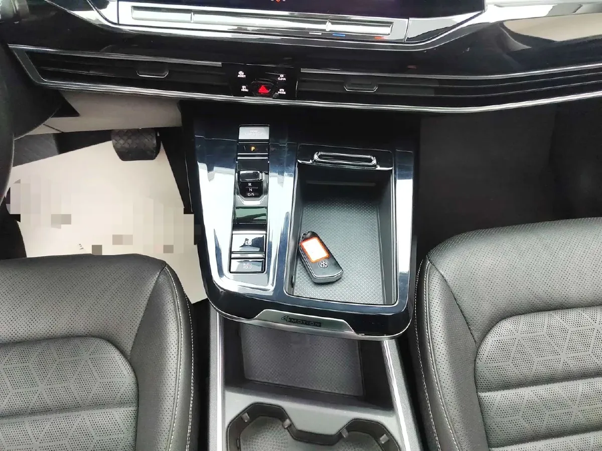 2021 Volkswagen Talagon 2.0T 220HP L4 7DCT,autocango,china used car exporter,china ev exporter,chinese used car exporter,chinese used ev exporter