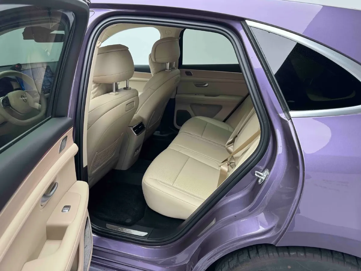 2025 AITO AITO M5 1.5T 152HP L4 REEV 42KWH,autocango,china used car exporter,china ev exporter,chinese used car exporter,chinese used ev exporter