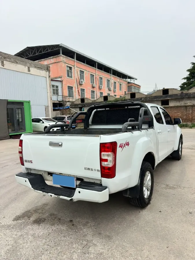 2019 JMC YuHu 7 2.0T 141HP L4 6MT,autocango,china used car exporter,china ev exporter,chinese used car exporter,chinese used ev exporter