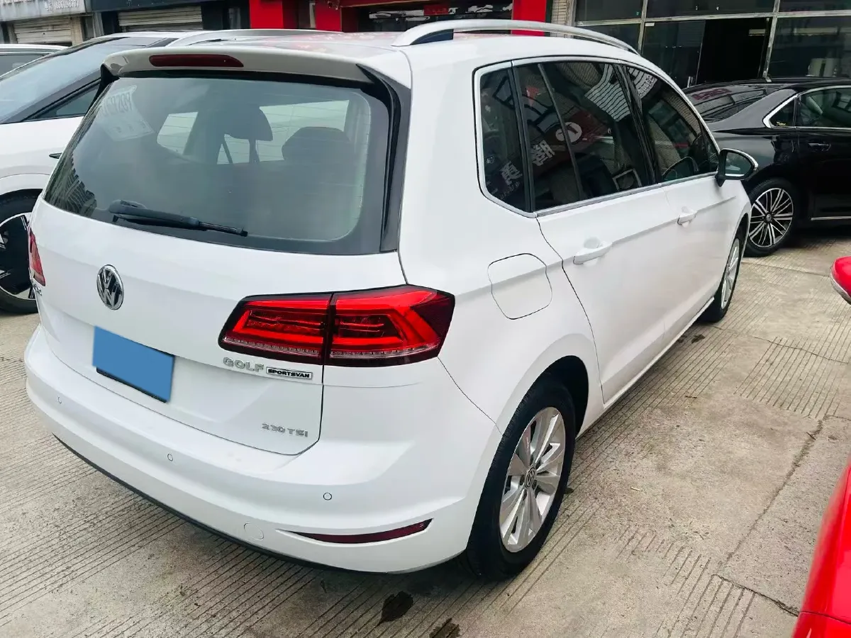 2018 Volkswagen Golf Sportsvan 1.4T 131HP L4 7DCT,autocango,china used car exporter,china ev exporter,chinese used car exporter,chinese used ev exporter