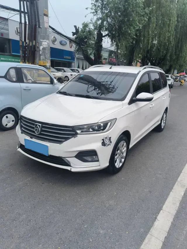 2018 BaoJun 360 1.5L 112HP L4 6MT,autocango,china used car exporter,china ev exporter,chinese used car exporter,chinese used ev exporter