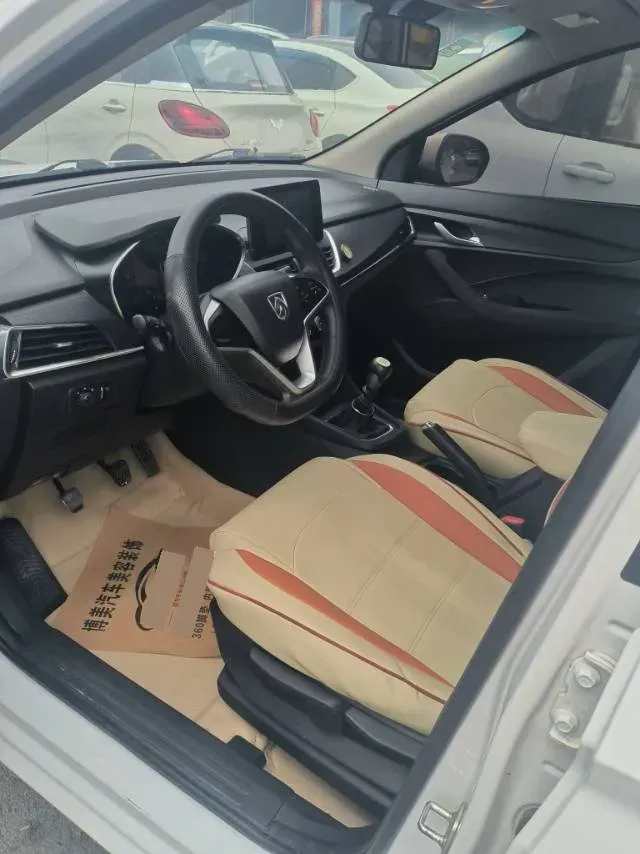 2018 BaoJun 360 1.5L 112HP L4 6MT,autocango,china used car exporter,china ev exporter,chinese used car exporter,chinese used ev exporter