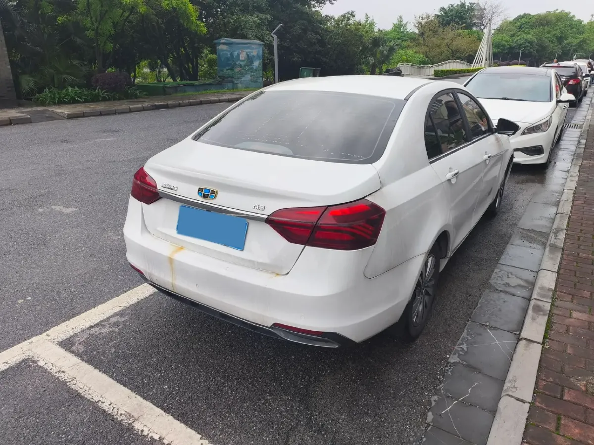 2019 Geely Emgrand 1.5L 109HP L4 5MT,autocango,china used car exporter,china ev exporter,chinese used car exporter,chinese used ev exporter