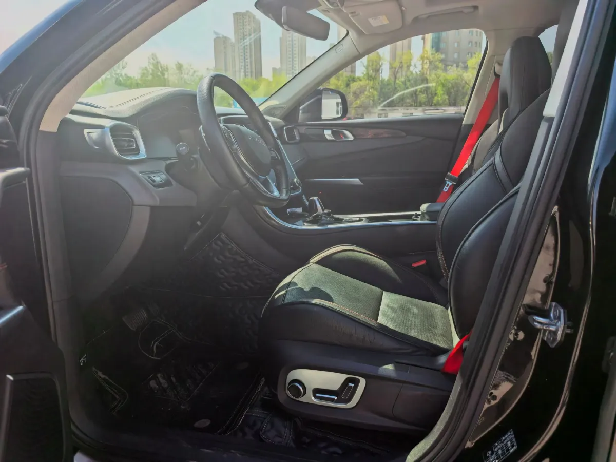 2017 Foton Sauvana 2.0T 218HP L4 6AT,autocango,china used car exporter,china ev exporter,chinese used car exporter,chinese used ev exporter