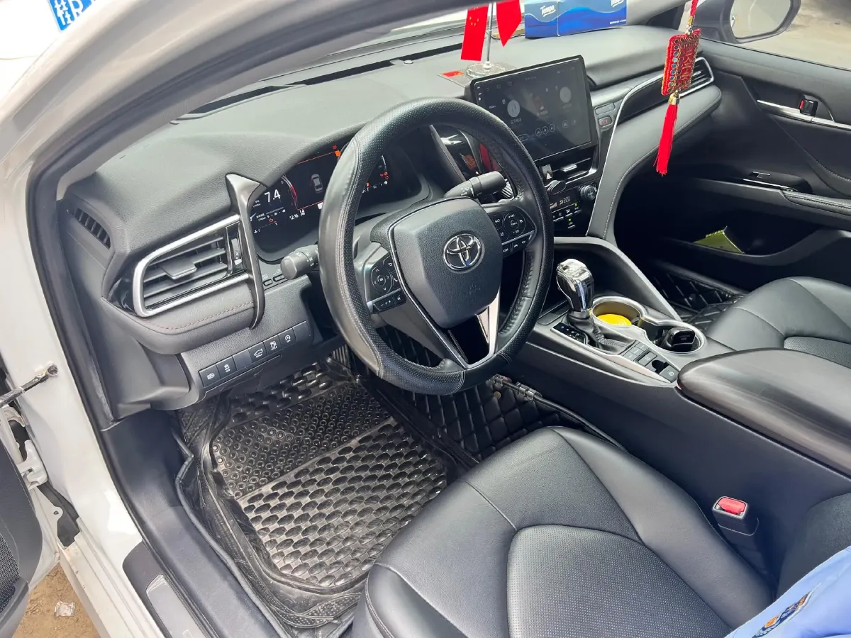 2021 Toyota Camry 2.5L 209HP L4 8AT,autocango,china used car exporter,china ev exporter,chinese used car exporter,chinese used ev exporter