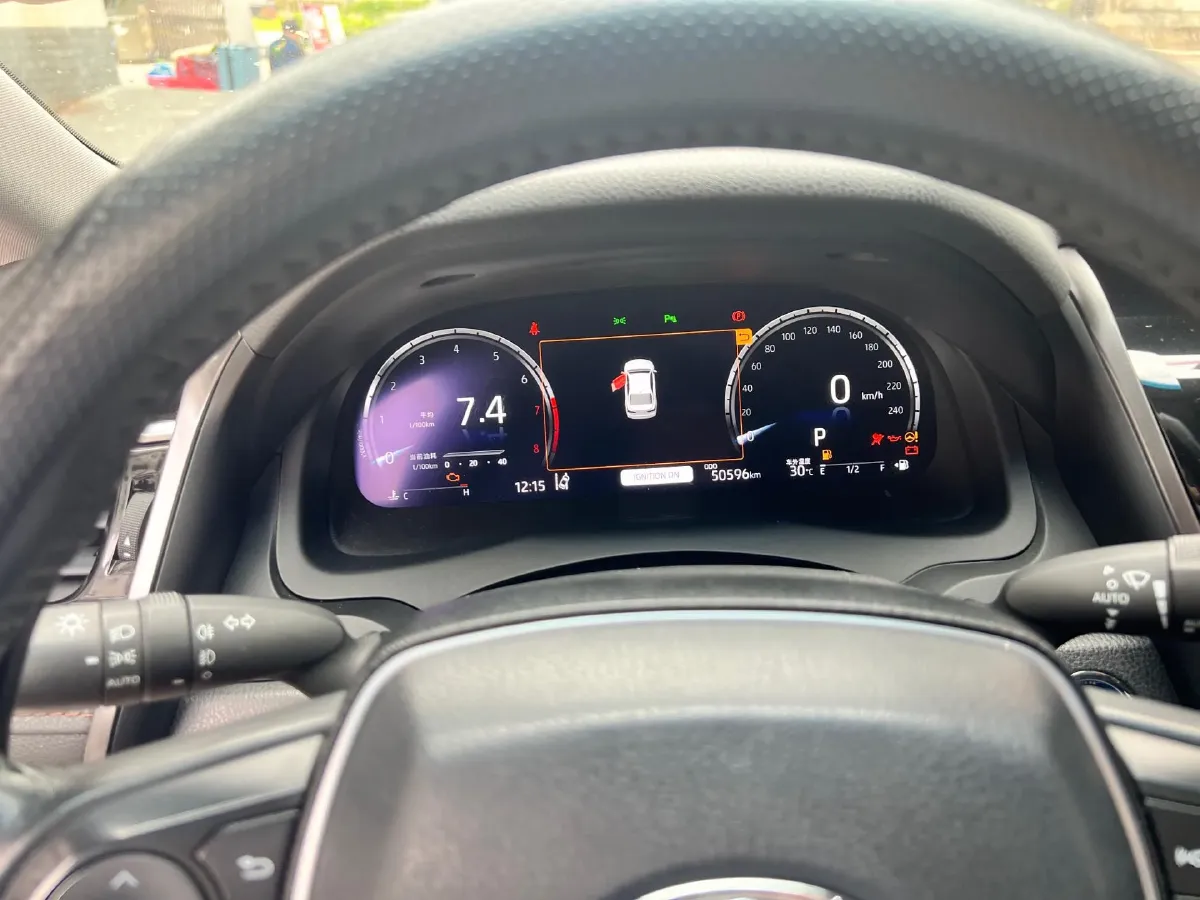 2021 Toyota Camry 2.5L 209HP L4 8AT,autocango,china used car exporter,china ev exporter,chinese used car exporter,chinese used ev exporter