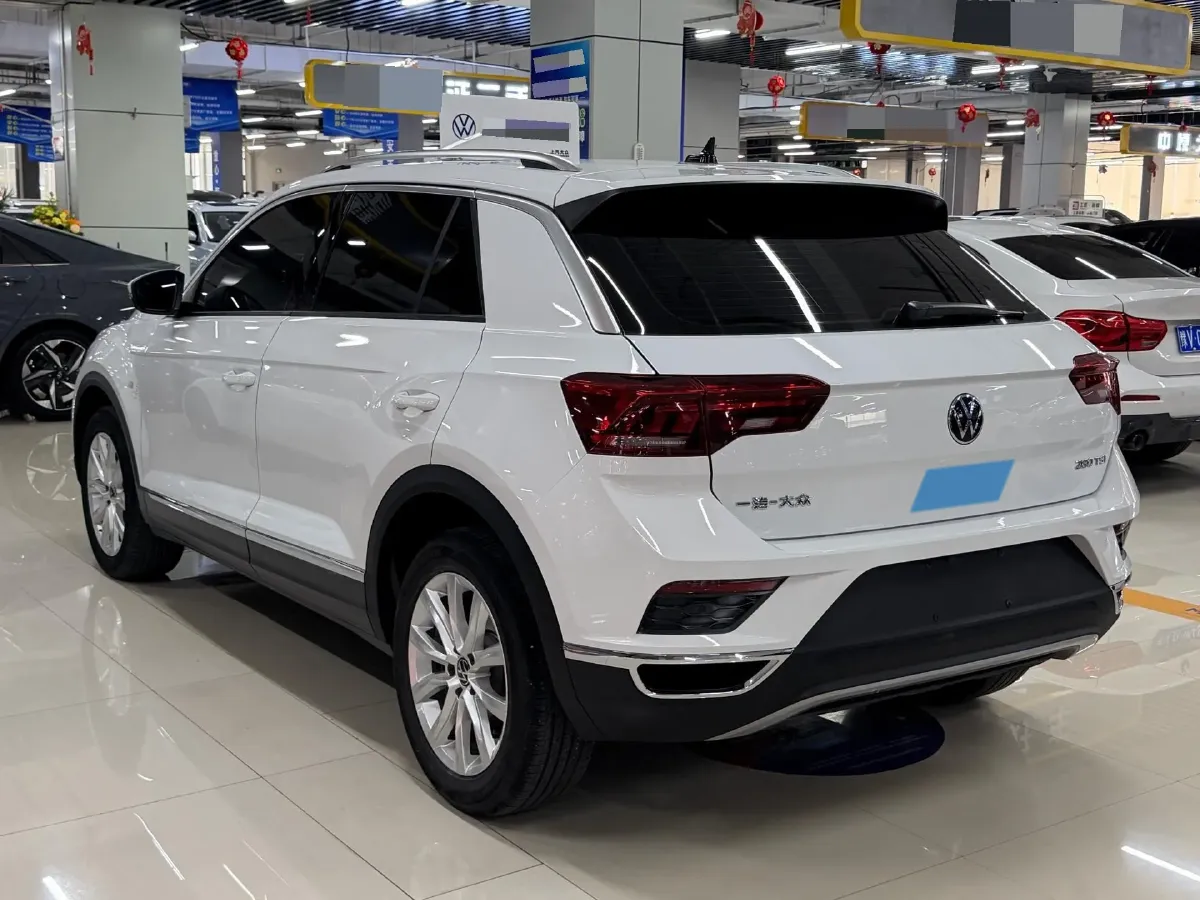 2021 Volkswagen T-Roc 1.4T 150HP L4 7DCT,autocango,china used car exporter,china ev exporter,chinese used car exporter,chinese used ev exporter
