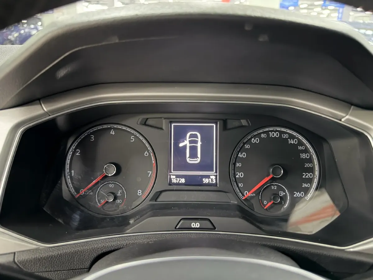 2021 Volkswagen T-Roc 1.4T 150HP L4 7DCT,autocango,china used car exporter,china ev exporter,chinese used car exporter,chinese used ev exporter