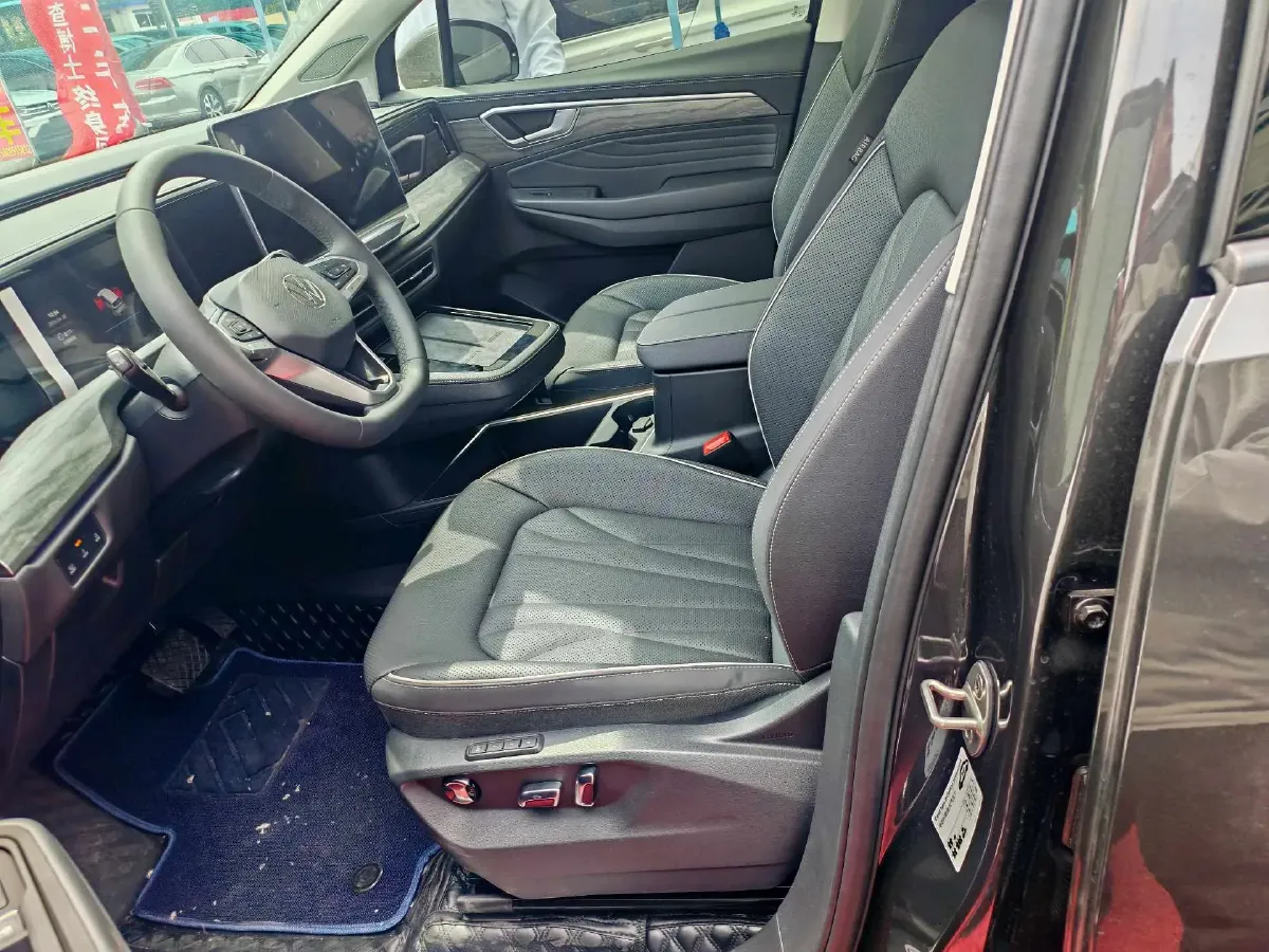 2026 Volkswagen Talagon 2.0T 272HP L4 7DCT,autocango,china used car exporter,china ev exporter,chinese used car exporter,chinese used ev exporter