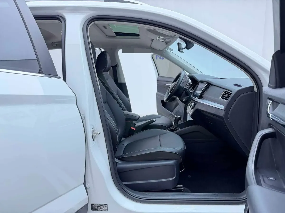 2023 Skoda Kamiq 1.5L 112HP L4 6AT,autocango,china used car exporter,china ev exporter,chinese used car exporter,chinese used ev exporter