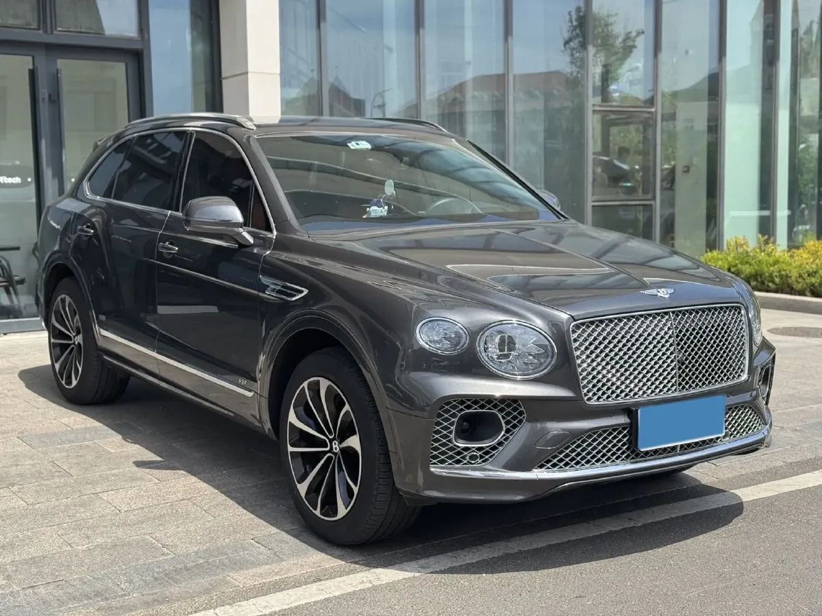 2021 Bentley Bentayga 4.0T 550HP V8 8AT,autocango,china used car exporter,china ev exporter,chinese used car exporter,chinese used ev exporter