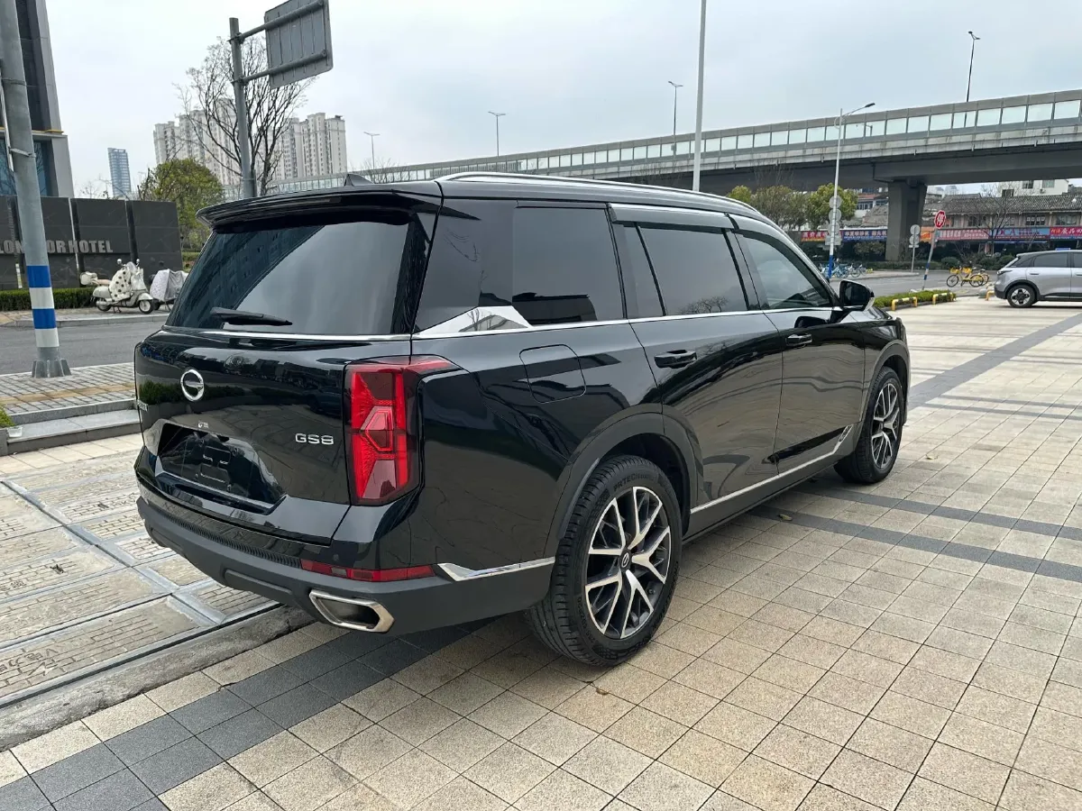 2022 GAC Trumpchi GS8 2.0T 252HP L4 8AT,autocango,china used car exporter,china ev exporter,chinese used car exporter,chinese used ev exporter