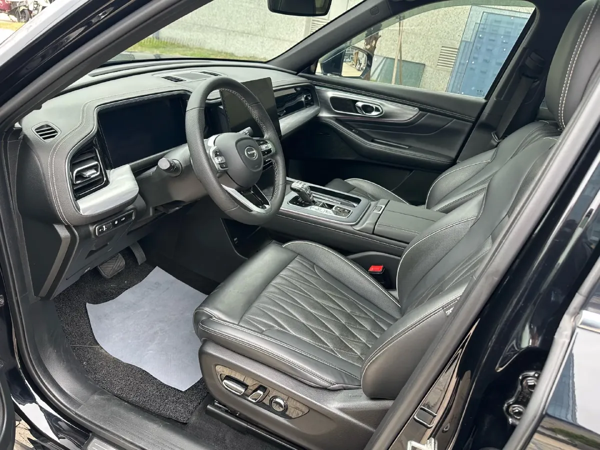 2022 GAC Trumpchi GS8 2.0T 252HP L4 8AT,autocango,china used car exporter,china ev exporter,chinese used car exporter,chinese used ev exporter