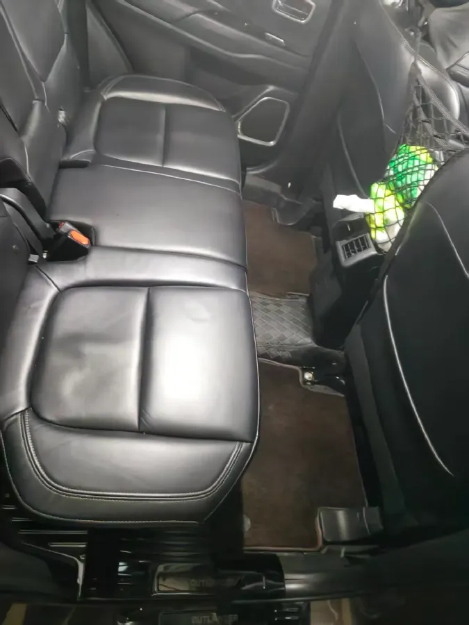 2019 Mitsubishi Outlander 2.4L 192HP L4 CVT,autocango,china used car exporter,china ev exporter,chinese used car exporter,chinese used ev exporter