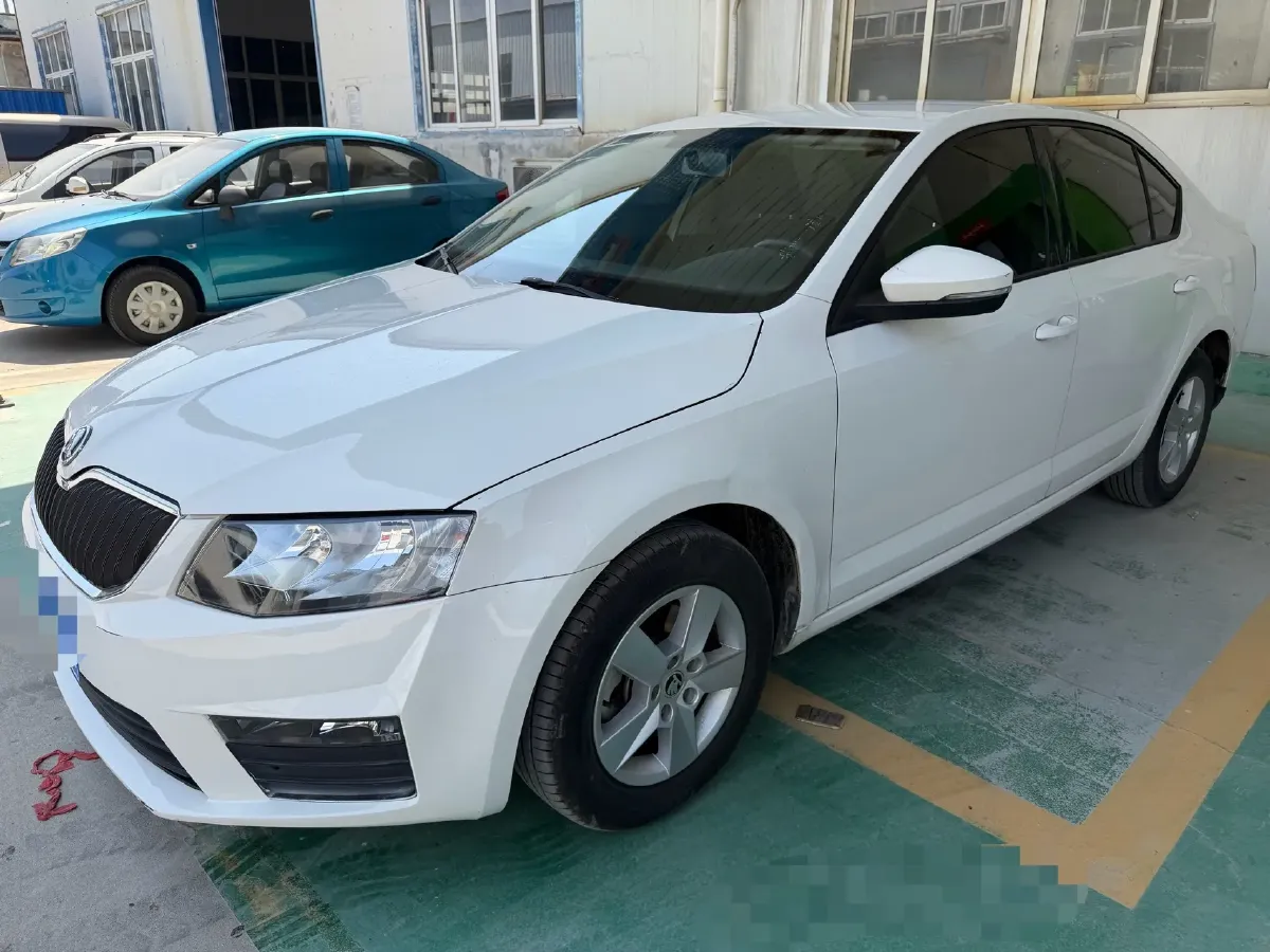 2017 Skoda Octavia 1.6L 110HP L4 6AT,autocango,china used car exporter,china ev exporter,chinese used car exporter,chinese used ev exporter