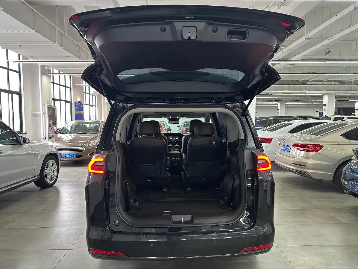 2023 GAC Trumpchi M6 1.5T 177HP L4 7DCT,autocango,china used car exporter,china ev exporter,chinese used car exporter,chinese used ev exporter