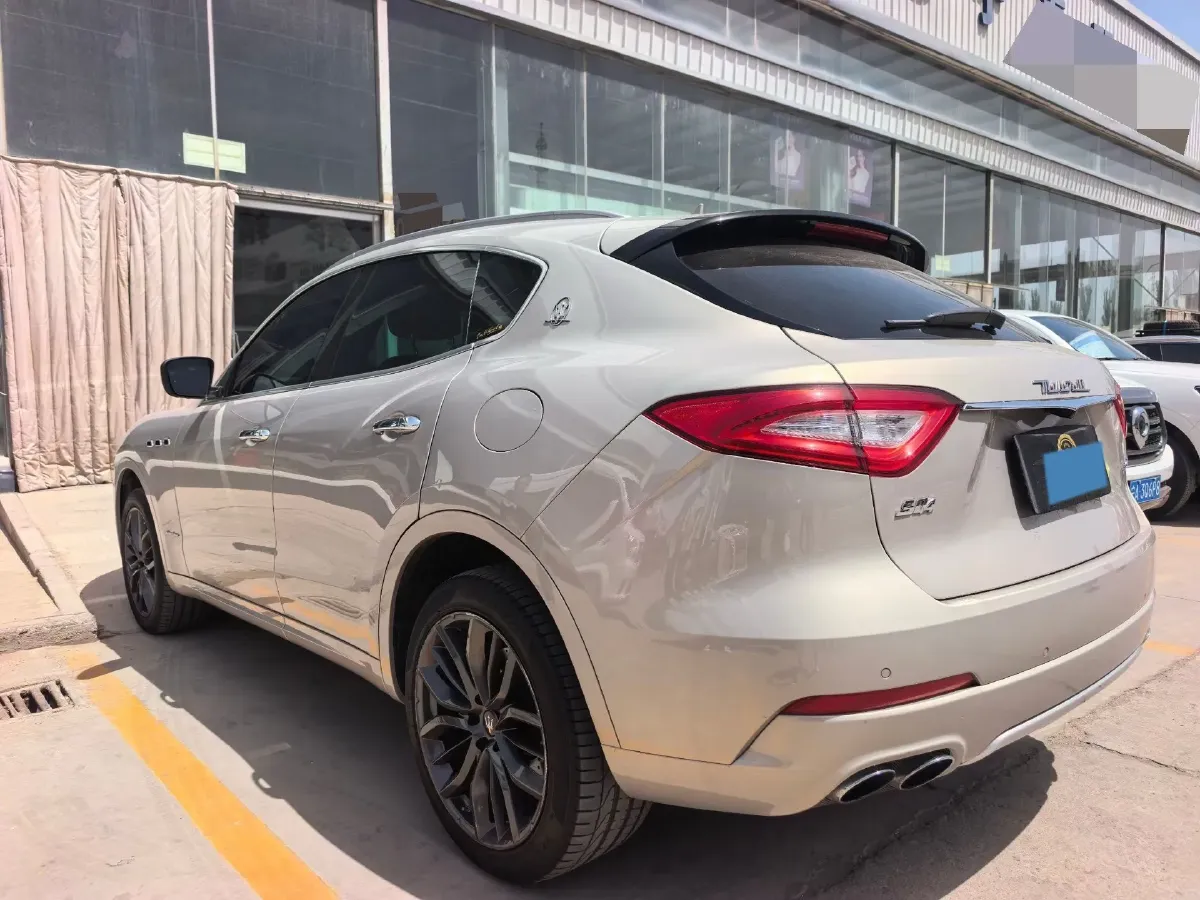 2018 Maserati Levante 3.0T 350HP V6 8AT,autocango,china used car exporter,china ev exporter,chinese used car exporter,chinese used ev exporter