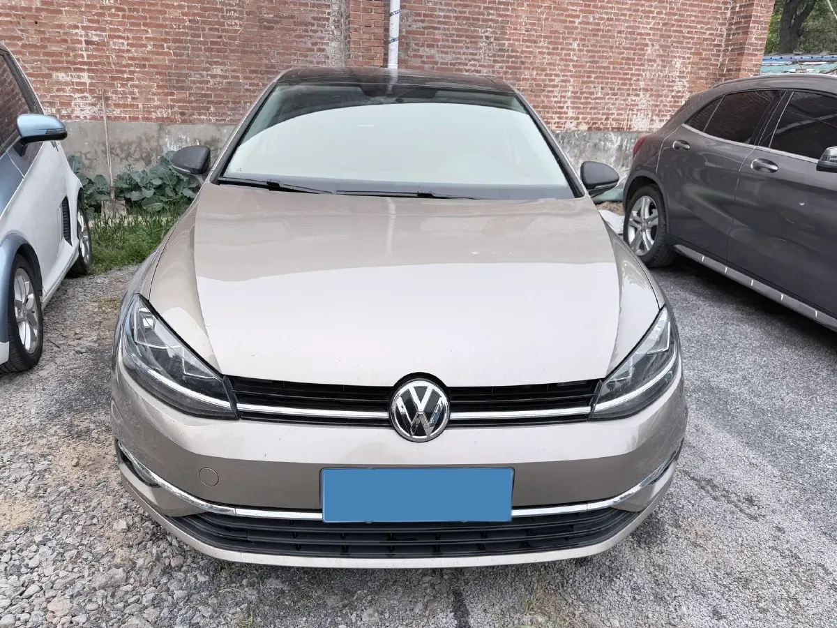 2018 Volkswagen Golf 1.6L 110HP L4 6AT,autocango,china used car exporter,china ev exporter,chinese used car exporter,chinese used ev exporter