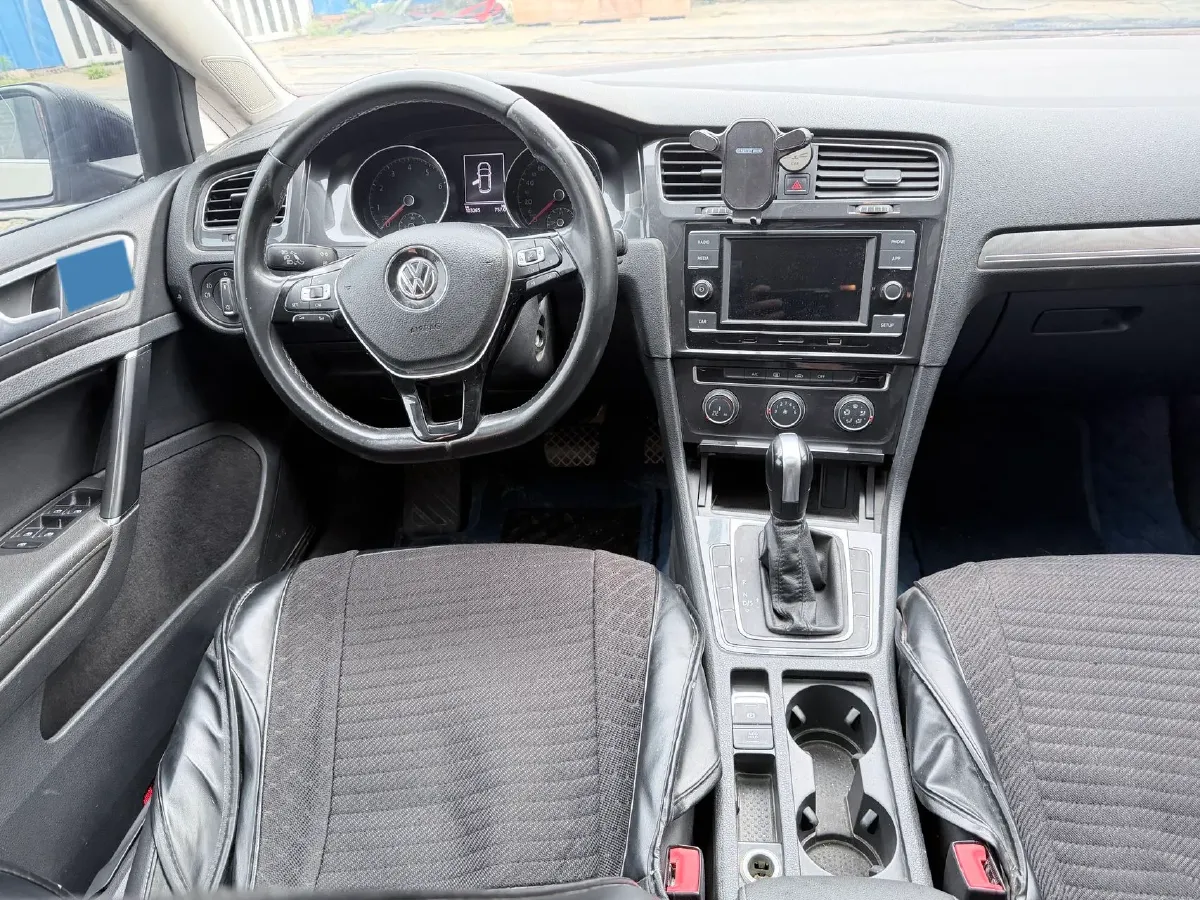 2018 Volkswagen Golf 1.6L 110HP L4 6AT,autocango,china used car exporter,china ev exporter,chinese used car exporter,chinese used ev exporter