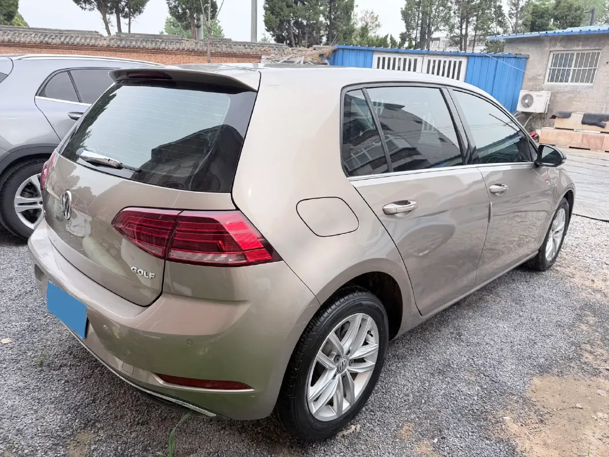 2018 Volkswagen Golf 1.6L 110HP L4 6AT,autocango,china used car exporter,china ev exporter,chinese used car exporter,chinese used ev exporter