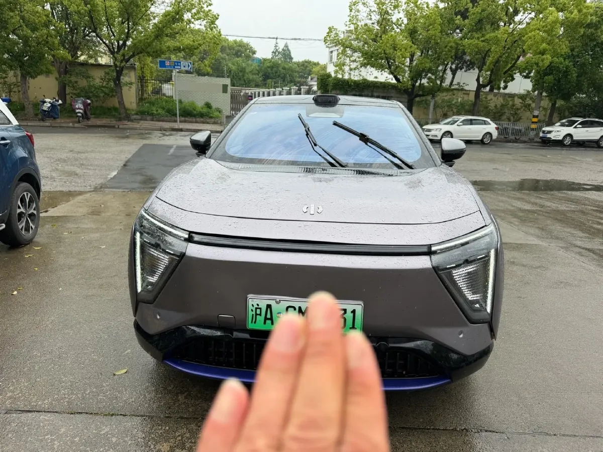 2023 HiPhi Y BEV 76.6KWH,autocango,china used car exporter,china ev exporter,chinese used car exporter,chinese used ev exporter