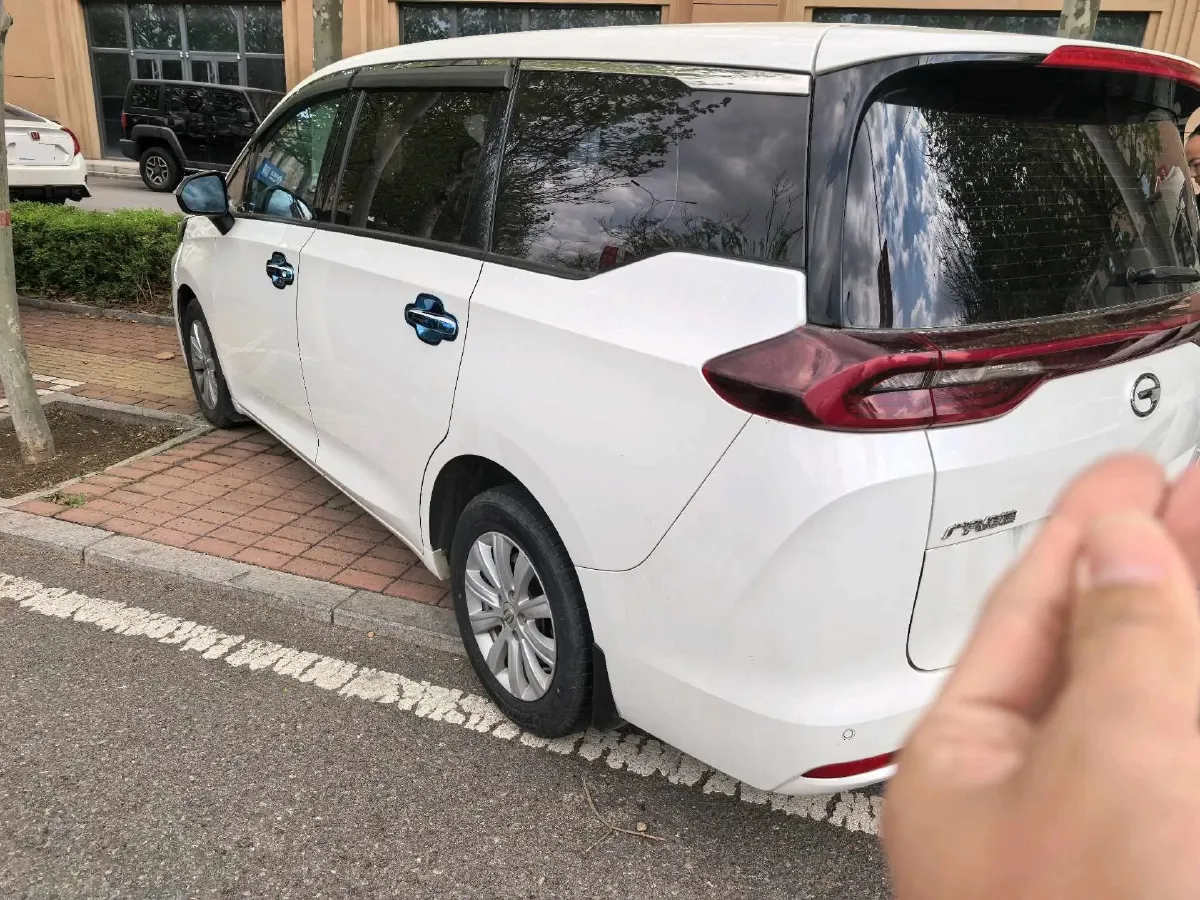 2021 GAC Trumpchi M6 1.5T 169HP L4 7DCT,autocango,china used car exporter,china ev exporter,chinese used car exporter,chinese used ev exporter