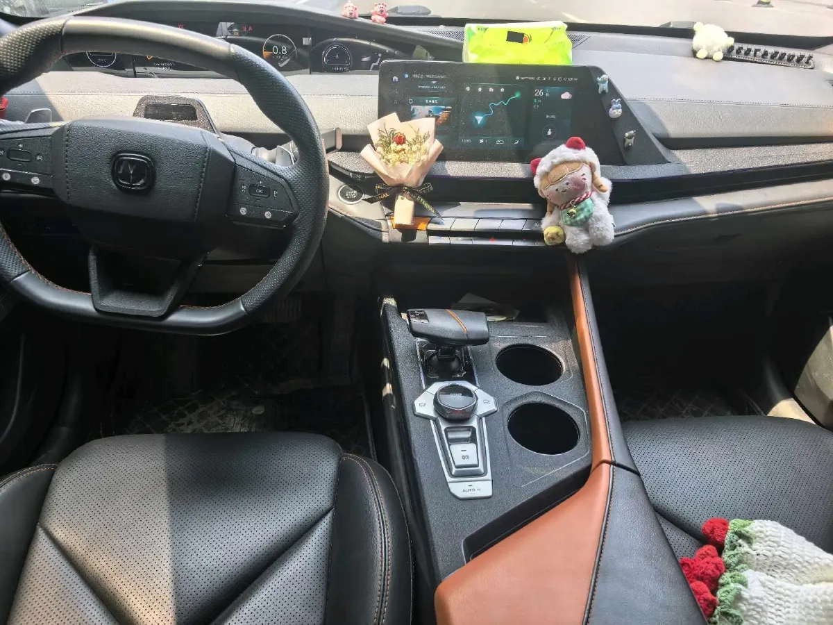 2022 ChangAn UNI-V 1.5T 188HP L4 7DCT,autocango,china used car exporter,china ev exporter,chinese used car exporter,chinese used ev exporter