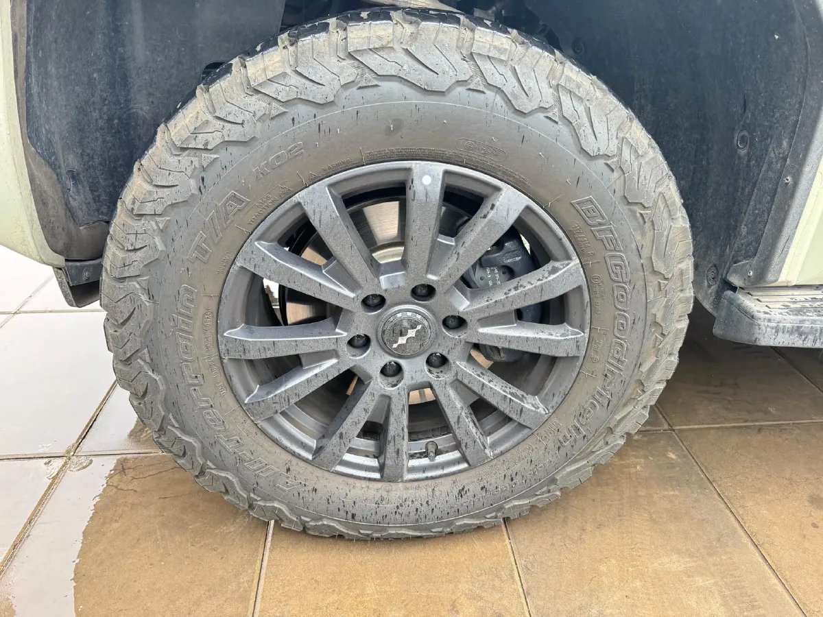 2025 FangChengBao Bao 5 1.5T 194HP L4 E-CVT PHEV 31.8KWH,autocango,china used car exporter,china ev exporter,chinese used car exporter,chinese used ev exporter