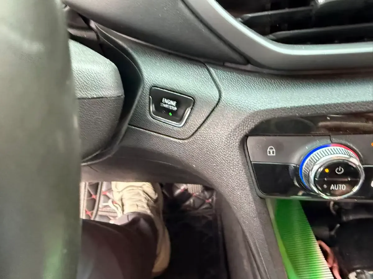 2018 Chevrolet Orlando 1.3T 163HP L3 6AT,autocango,china used car exporter,china ev exporter,chinese used car exporter,chinese used ev exporter