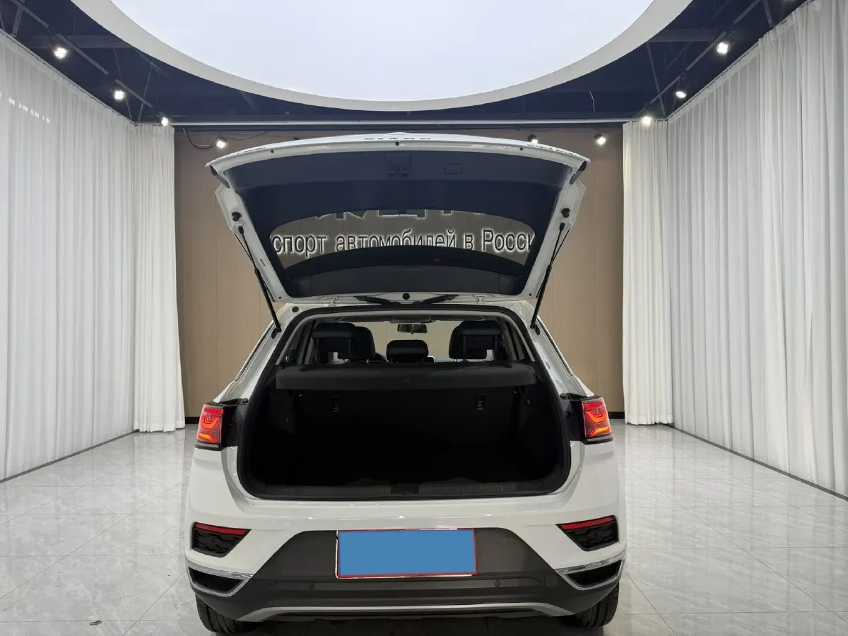 2023 Volkswagen T-Roc 1.4T 150HP L4 7DCT,autocango,china used car exporter,china ev exporter,chinese used car exporter,chinese used ev exporter