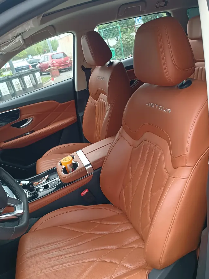 2025 Jetour X70 Plus 1.5T 156HP L4 6DCT,autocango,china used car exporter,china ev exporter,chinese used car exporter,chinese used ev exporter