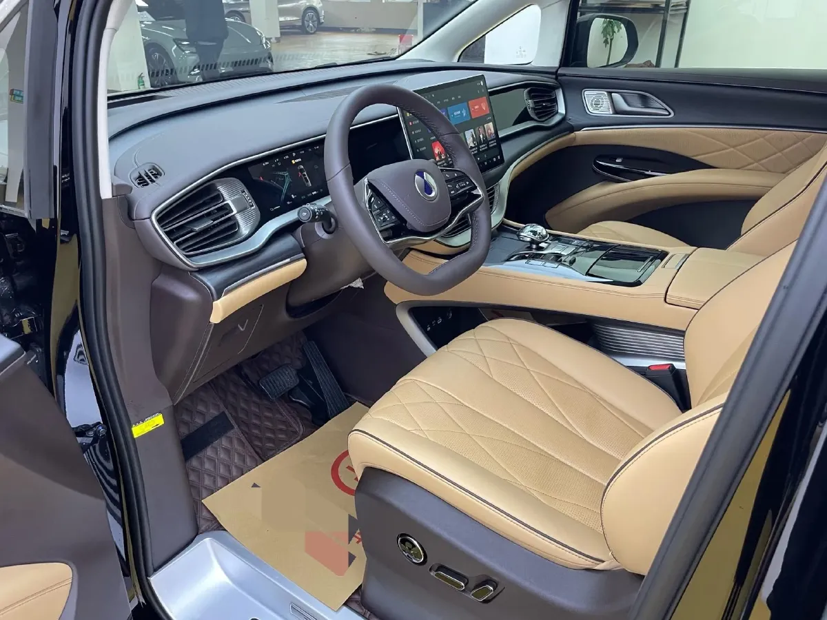 2024 Denza D9 1.5T 139HP L4 E-CVT PHEV 40KWH,autocango,china used car exporter,china ev exporter,chinese used car exporter,chinese used ev exporter