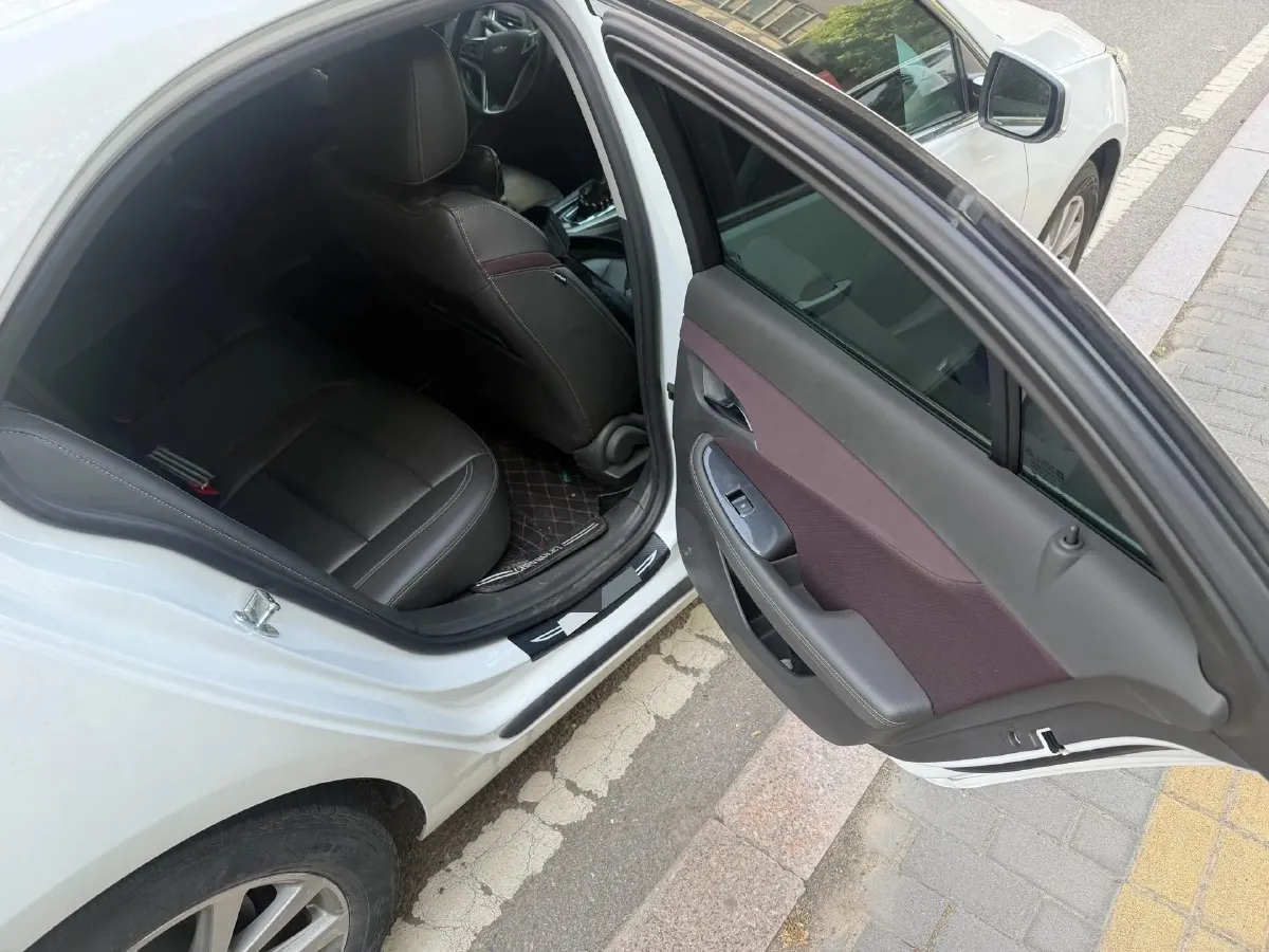 2018 Chevrolet Malibu 1.5T 170HP L4 6AT,autocango,china used car exporter,china ev exporter,chinese used car exporter,chinese used ev exporter