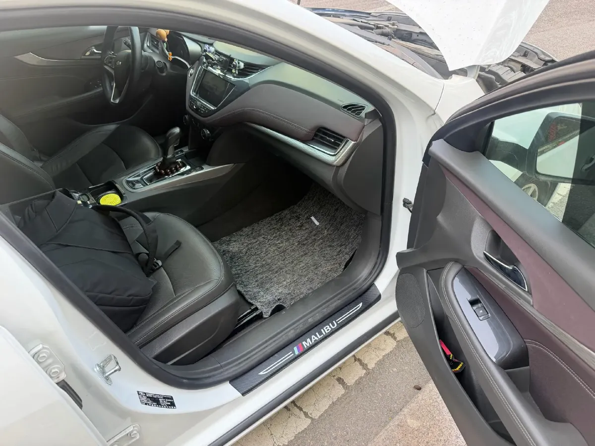 2018 Chevrolet Malibu 1.5T 170HP L4 6AT,autocango,china used car exporter,china ev exporter,chinese used car exporter,chinese used ev exporter