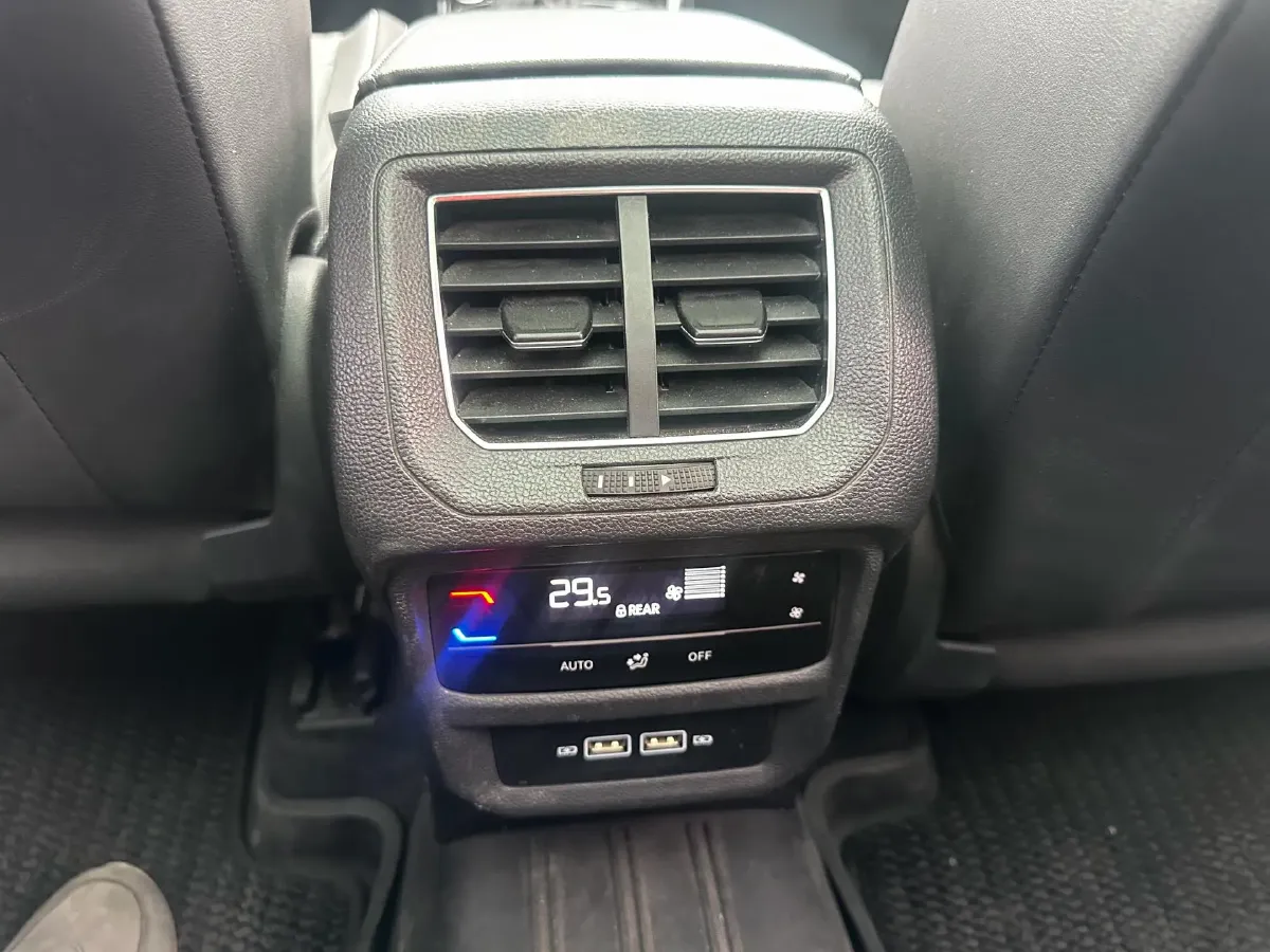 2023 Volkswagen Tayron 1.4T 150HP L4 7DCT,autocango,china used car exporter,china ev exporter,chinese used car exporter,chinese used ev exporter