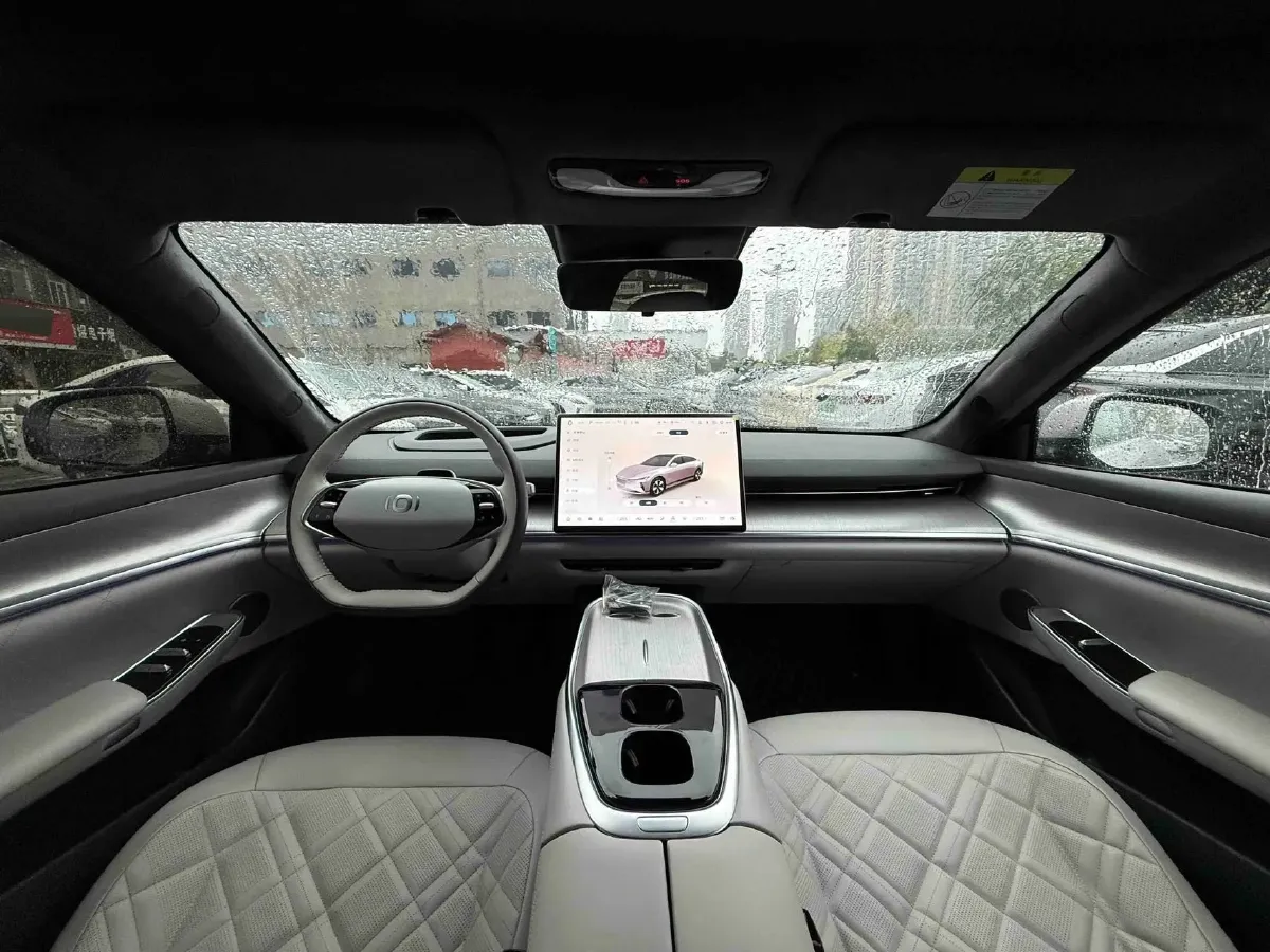 2023 ChangAn QiYuan A07 1.5L 95HP L4 REEV 28.4KWH,autocango,china used car exporter,china ev exporter,chinese used car exporter,chinese used ev exporter