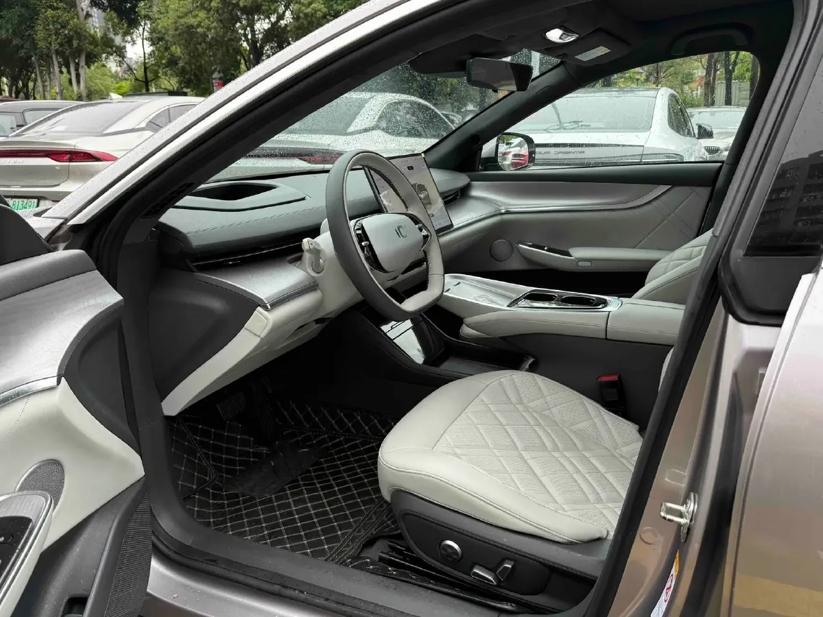 2023 ChangAn QiYuan A07 1.5L 95HP L4 REEV 28.4KWH,autocango,china used car exporter,china ev exporter,chinese used car exporter,chinese used ev exporter