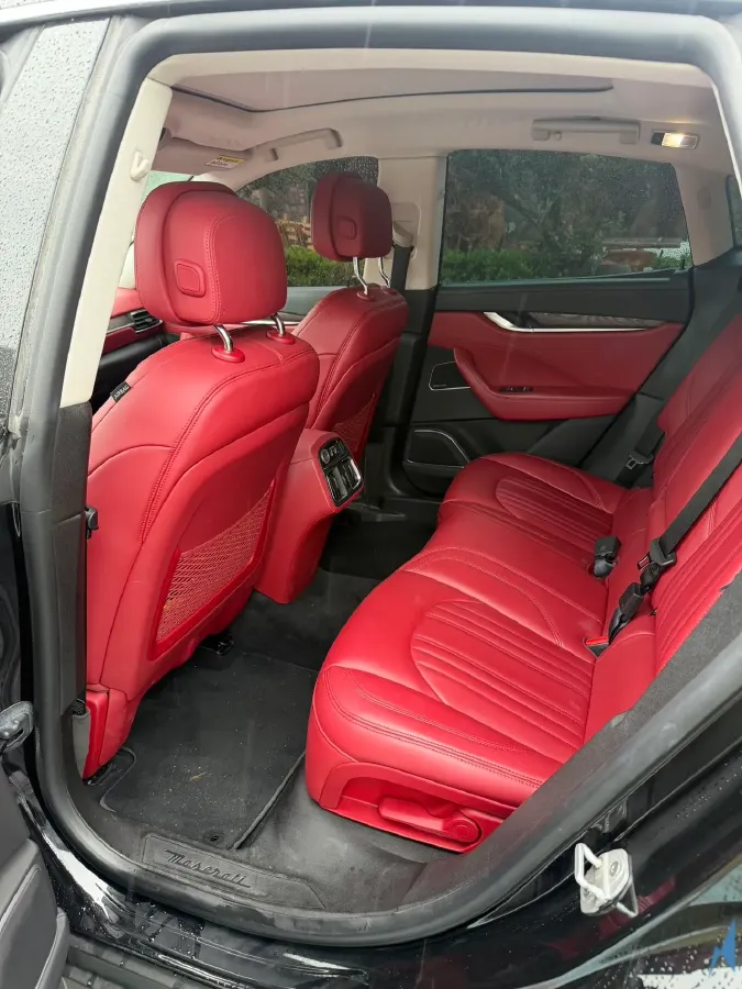 2018 Maserati Levante 3.0T 350HP V6 8AT,autocango,china used car exporter,china ev exporter,chinese used car exporter,chinese used ev exporter