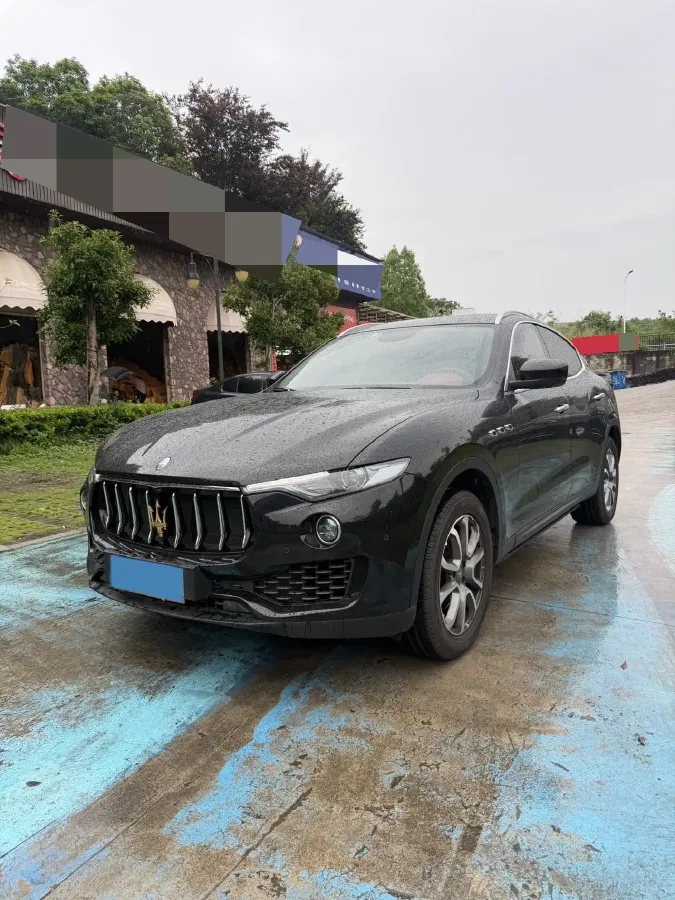 2018 Maserati Levante 3.0T 350HP V6 8AT,autocango,china used car exporter,china ev exporter,chinese used car exporter,chinese used ev exporter