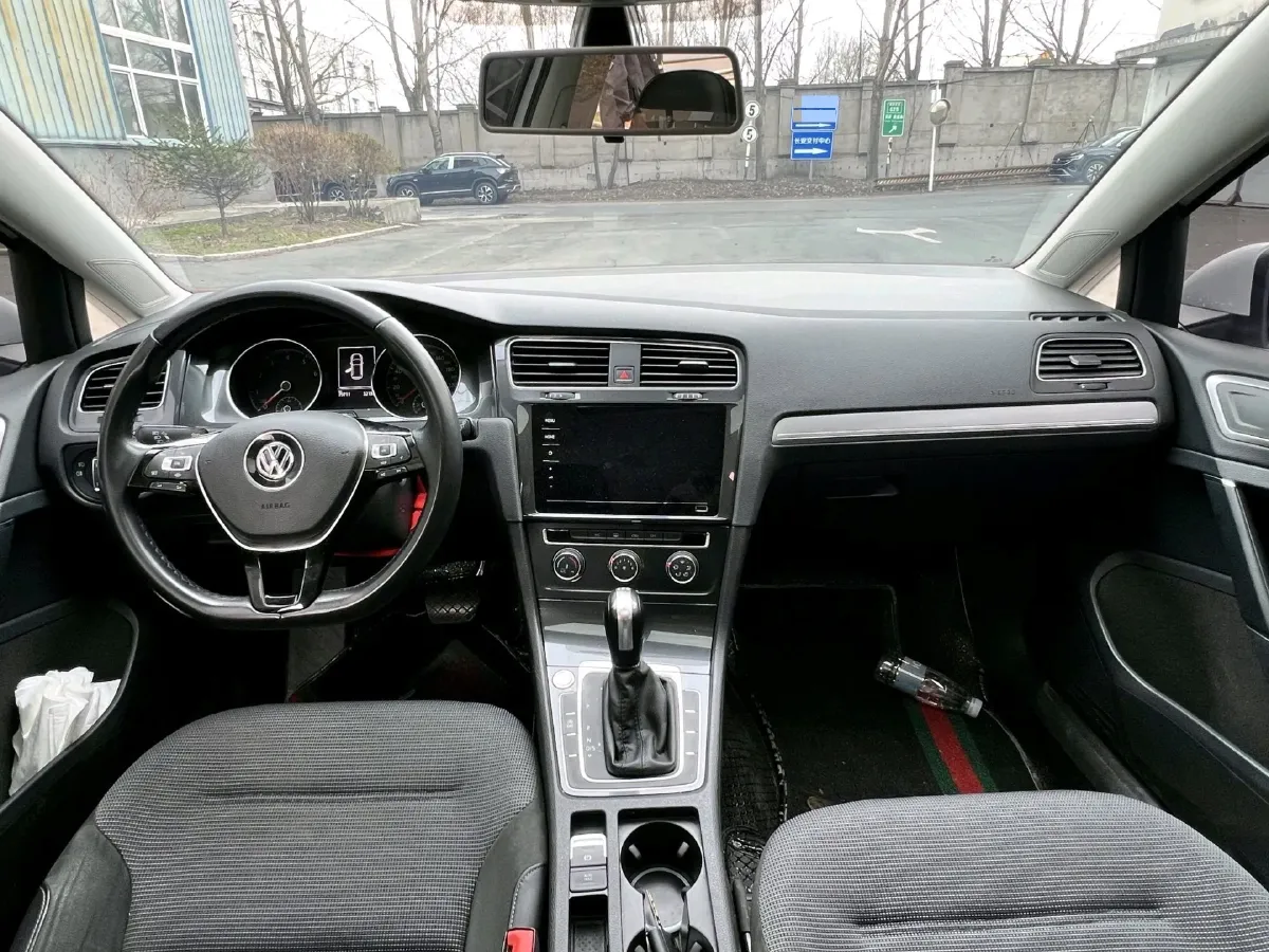 2020 Volkswagen Golf 1.4T 150HP L4 7DCT,autocango,china used car exporter,china ev exporter,chinese used car exporter,chinese used ev exporter