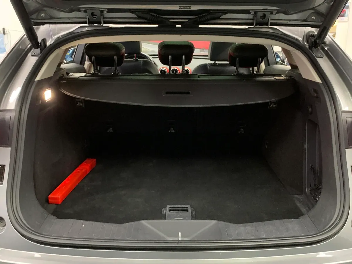 2017 WEY VV7 2.0T 234HP L4 7DCT,autocango,china used car exporter,china ev exporter,chinese used car exporter,chinese used ev exporter