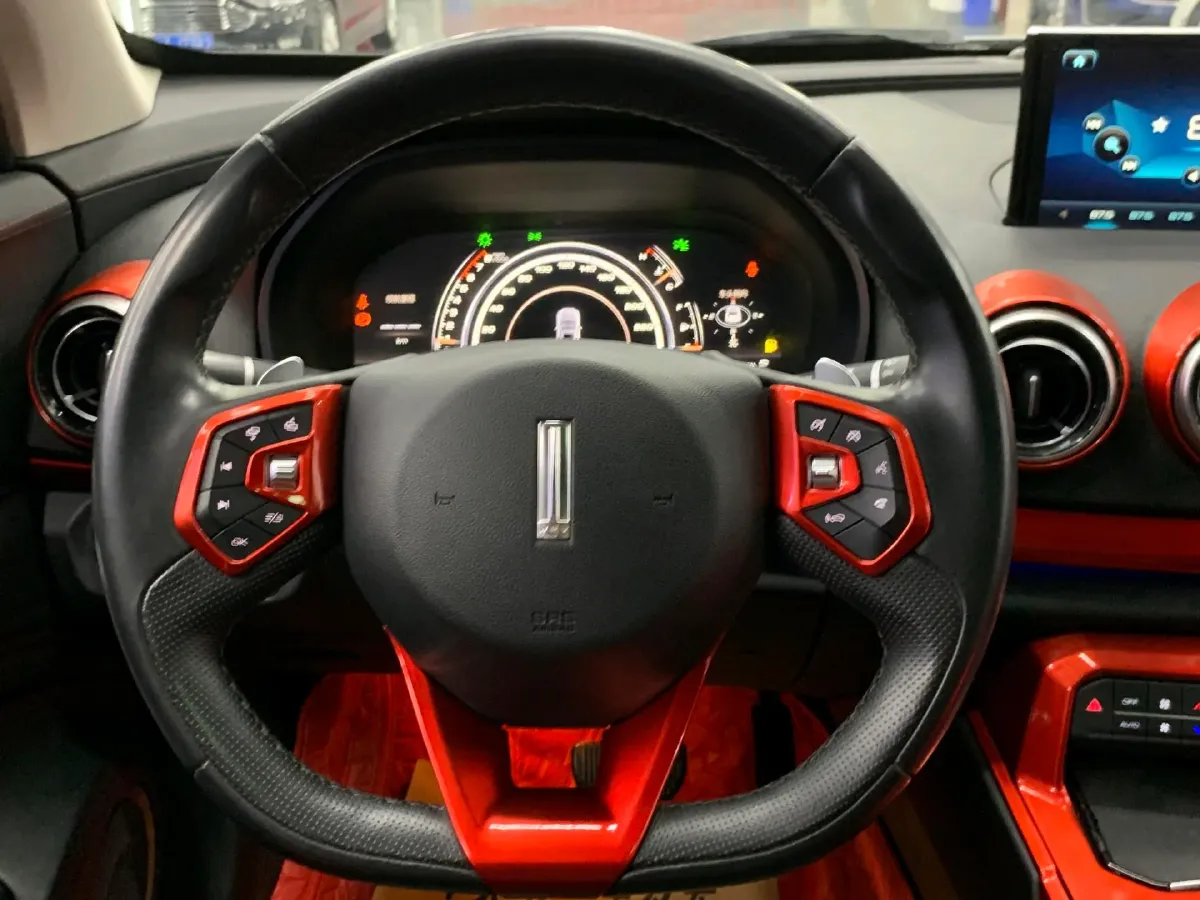 2017 WEY VV7 2.0T 234HP L4 7DCT,autocango,china used car exporter,china ev exporter,chinese used car exporter,chinese used ev exporter