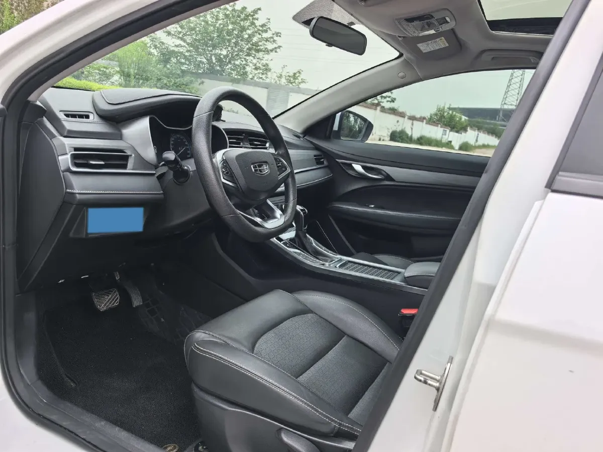 2021 Geely Coolray 1.4T 141HP L4 6MT,autocango,china used car exporter,china ev exporter,chinese used car exporter,chinese used ev exporter