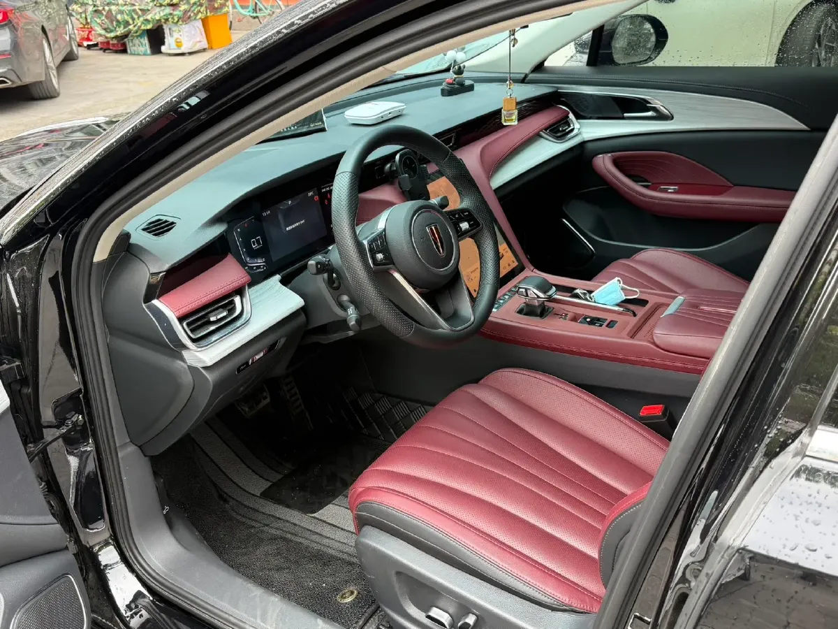 2024 HongQi H5 1.5T 169HP L4 7DCT,autocango,china used car exporter,china ev exporter,chinese used car exporter,chinese used ev exporter