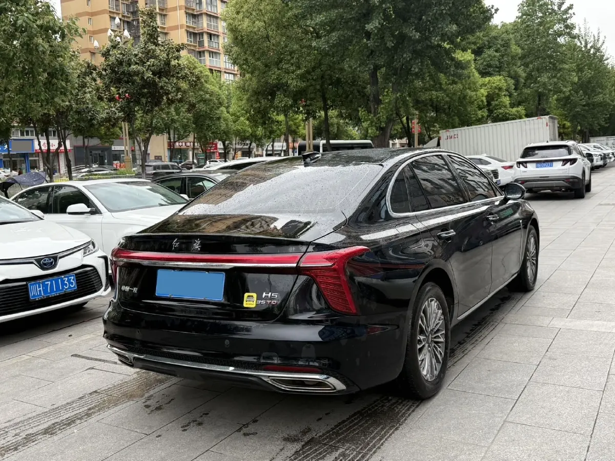 2024 HongQi H5 1.5T 169HP L4 7DCT,autocango,china used car exporter,china ev exporter,chinese used car exporter,chinese used ev exporter